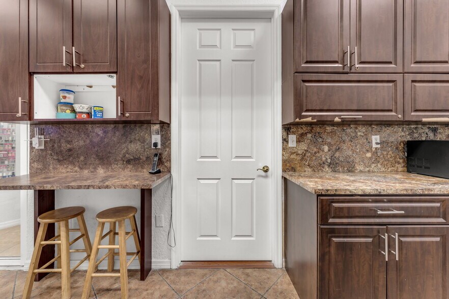 More Photos Of 7885 W 28th Ave, Hialeah Warehouse For Sale