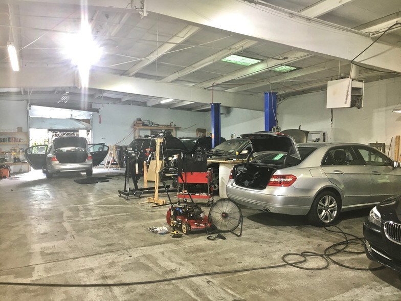 More Photos Of 3797 Lawrenceville Hwy, Tucker General Retail For Sale