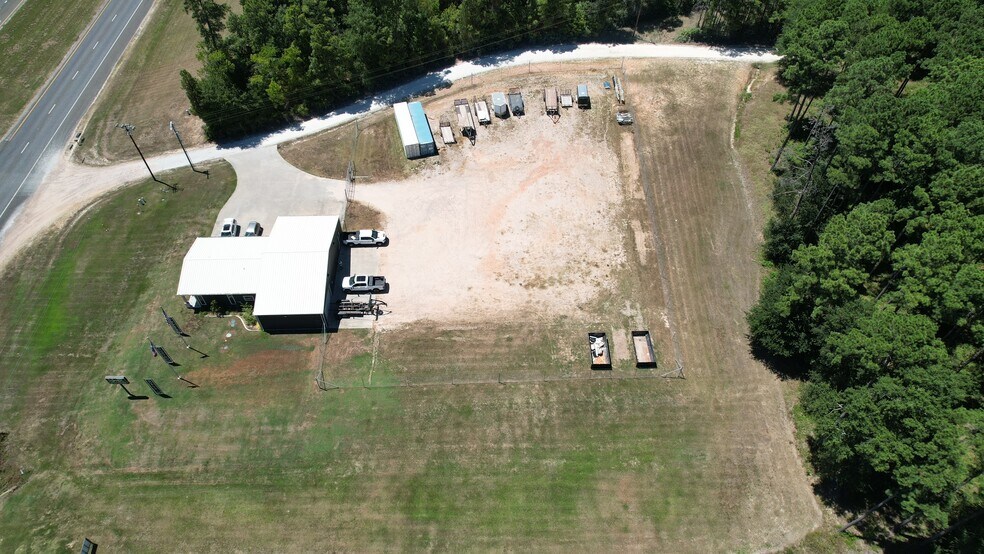 More Photos Of 5090 US Highway 190 W, Livingston Office For Sale