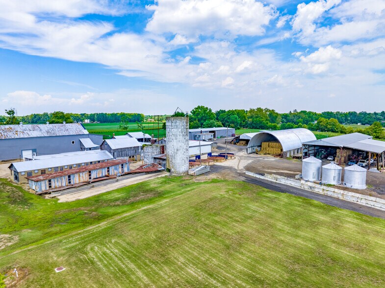 More Photos Of 27058 Mount Pleasant Rd, Columbus Winery Vineyard For Sale