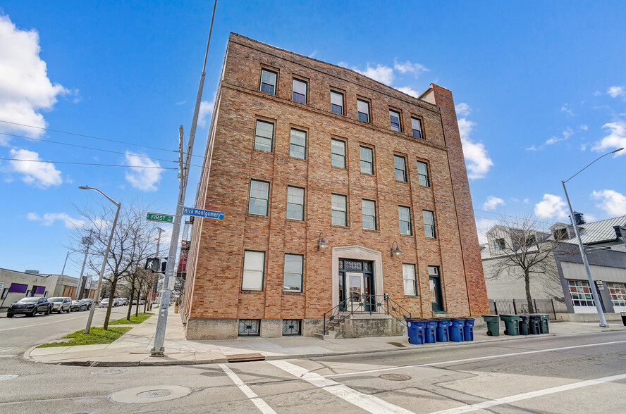 Primary Photo Of 434 E 1st St, Dayton Office Residential For Sale