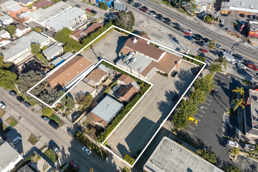 More Photos Of 3043 La Brea Ave, Los Angeles Cemetery Mausoleum For Sale