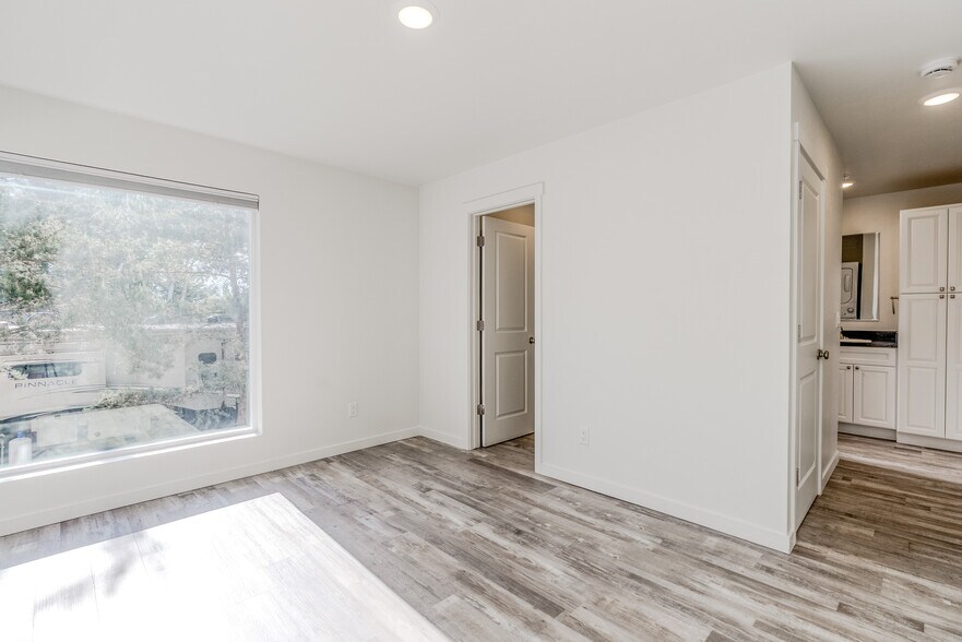 More Photos Of 128 E Evergreen Dr, Kalispell Apartments For Sale