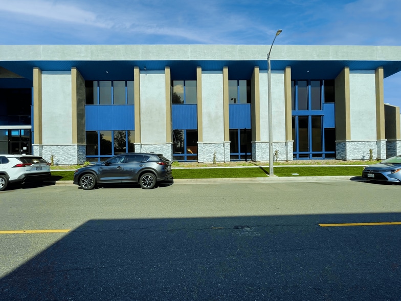 More Photos Of 171 S Anita Dr, Orange Medical For Lease