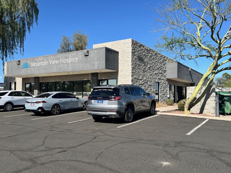 More Photos Of 8263 W Thunderbird Rd, Peoria Office For Lease