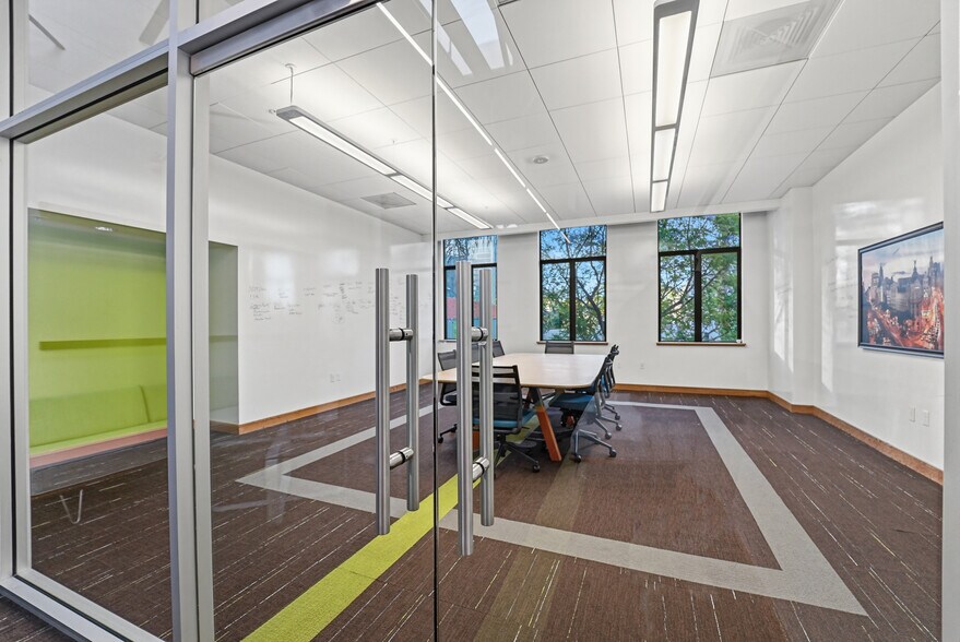 More Photos Of 387 S 1st St, San Jose Loft Creative Space For Lease