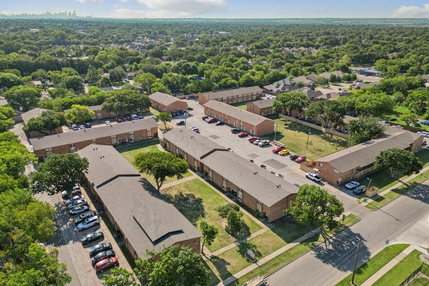 More Photos Of 500 Haley St, Irving Apartments For Sale