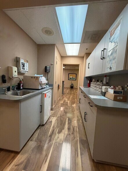 More Photos Of 13005 Southern Blvd, Loxahatchee Medical For Sale