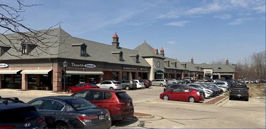 More Photos Of 1300-1412 W Mequon Rd, Mequon Unknown For Lease