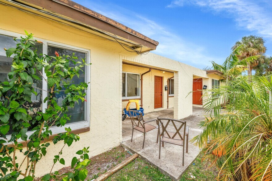 More Photos Of 2750 NW 58th Ter, Fort Lauderdale Specialty For Sale