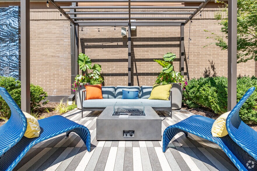 More Photos Of 675 N Highland Ave NE, Atlanta Apartments For Lease