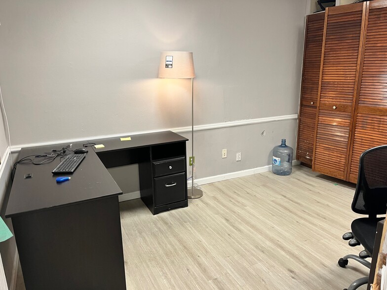 More Photos Of 449 NW 35th St, Boca Raton Loft Creative Space For Lease