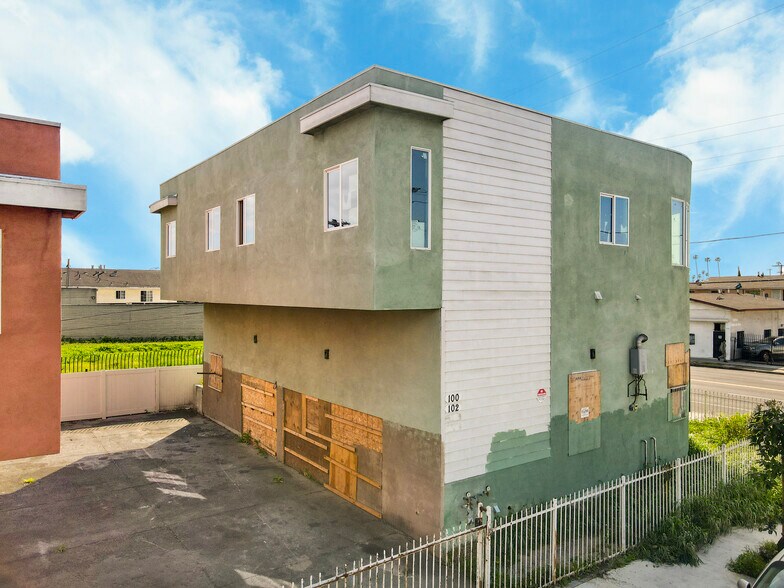 More Photos Of 6500 S Main St, Los Angeles Apartments For Sale