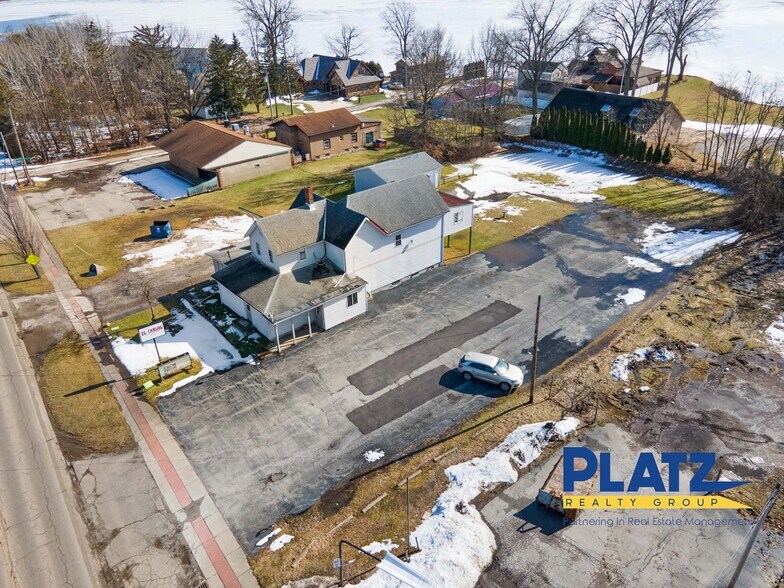 More Photos Of 17679 Mahoning Ave, Lake Milton Restaurant For Sale