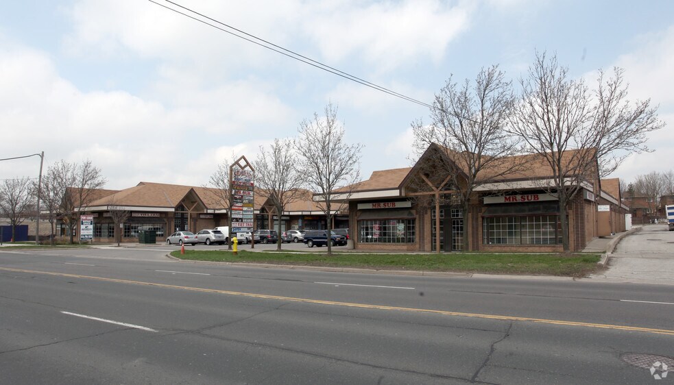 More Photos Of 2354 Major Mackenzie Dr, Vaughan General Retail For Lease