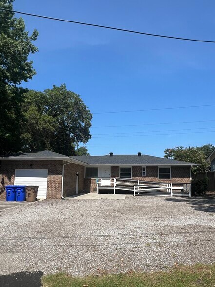More Photos Of 537 Folly Rd, Charleston Medical For Lease