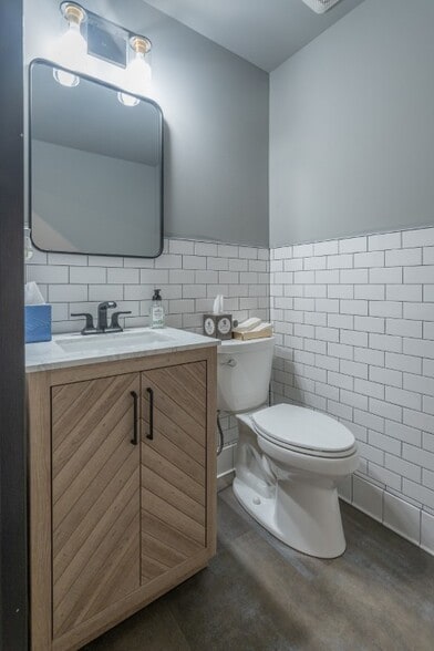 More Photos Of 51 Austin Ave NE, Marietta Light Distribution For Sale