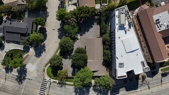 More Photos Of 560 Hilgard Ave, Los Angeles Land For Sale