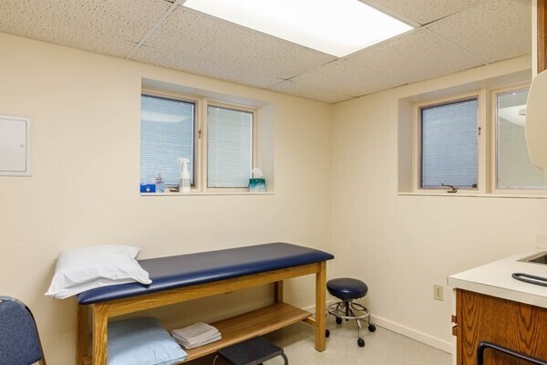 More Photos Of 33 Electric Ave, Fitchburg Medical For Lease