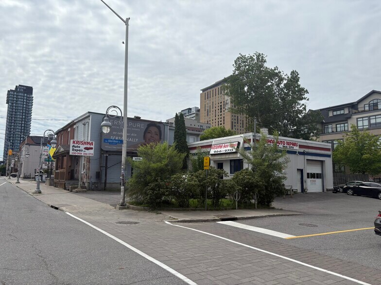 More Photos Of , Ottawa Unknown For Sale