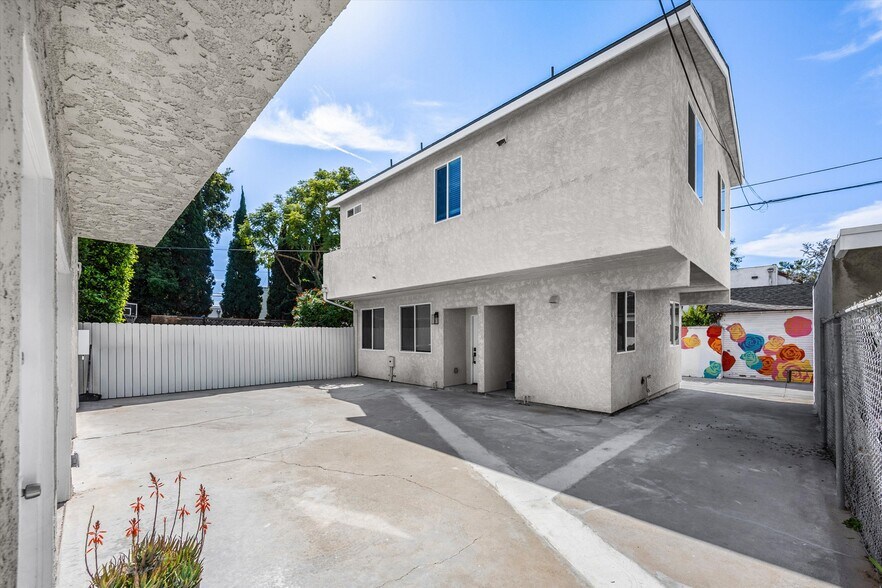 More Photos Of 625 Orizaba Ave, Long Beach Apartments For Sale