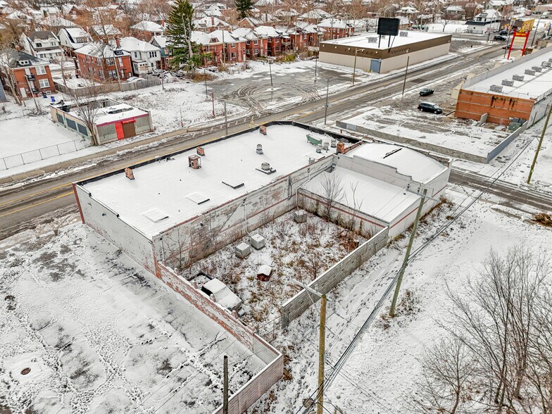 More Photos Of 3328 Joy Rd, Detroit General Retail For Sale