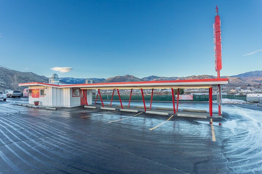 More Photos Of 120 Rock Island Rd, East Wenatchee Specialty For Sale