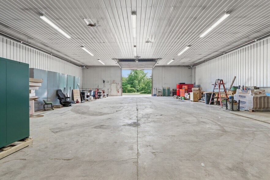More Photos Of 751 County Route 37, Central Square Warehouse For Lease
