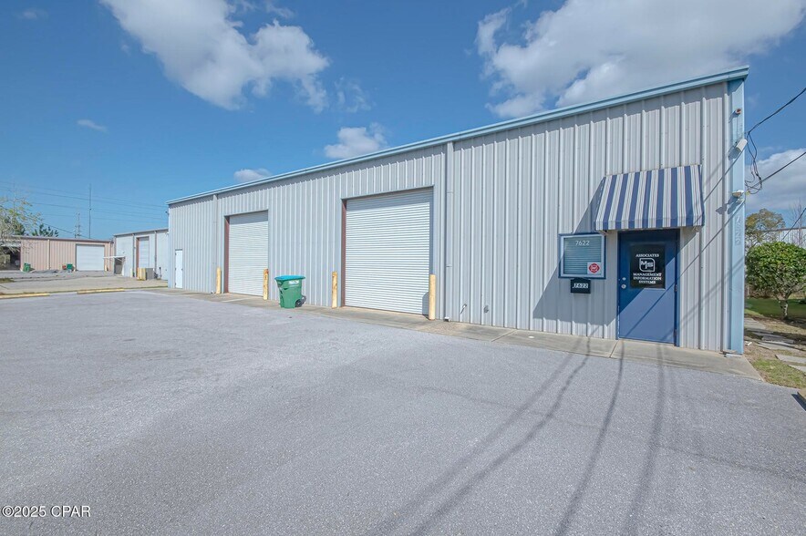 Primary Photo Of 7622 McElvey Rd, Panama City Beach Industrial For Sale