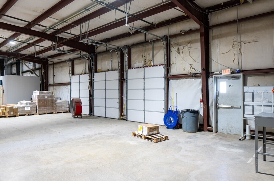 More Photos Of 135 Industrial Dr N, Madison Warehouse For Sale