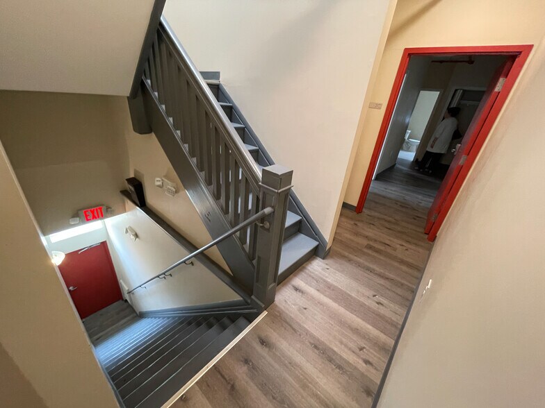 More Photos Of 2145 Centre Ave, Pittsburgh Apartments For Sale