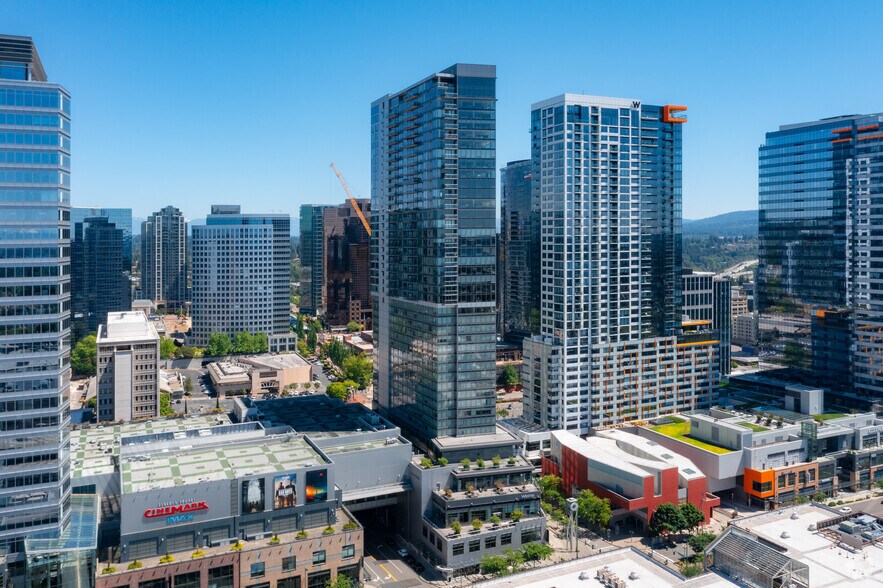 More Photos Of 600 Bellevue Way NE, Bellevue Hotel For Lease