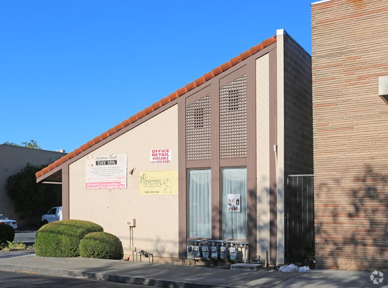 More Photos Of 1710-1718 Linda Dr, Pleasant Hill Office For Sale