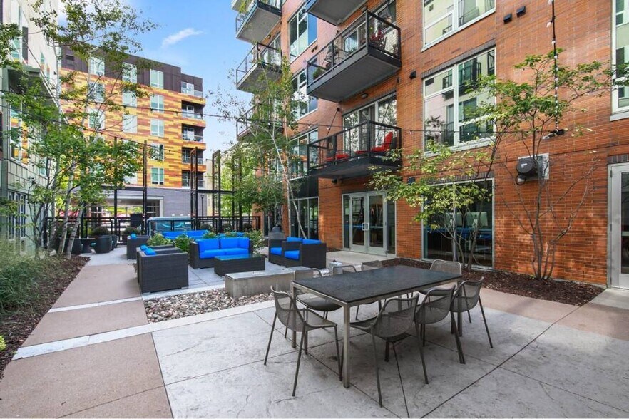 More Photos Of 2922 Aldrich Ave S, Minneapolis Apartments For Lease