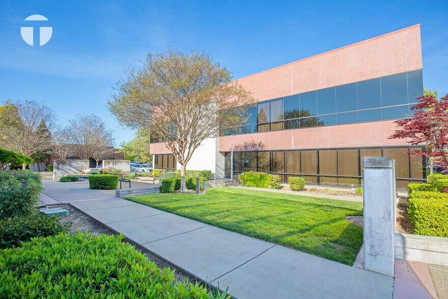 More Photos Of 2330 E Bidwell St, Folsom Medical For Sale