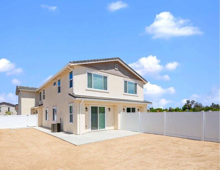 More Photos Of 5824 Persepolis Ct, Riverside Multifamily For Sale