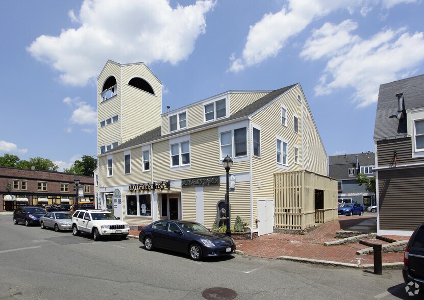 More Photos Of 70-102 Wharf St, Salem Apartments For Lease
