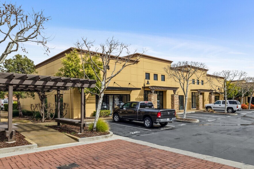 More Photos Of 4314 Redwood Hwy, San Rafael Office For Sale