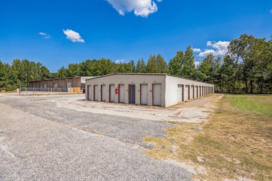 More Photos Of 557 N Pike E, Sumter Self Storage For Sale