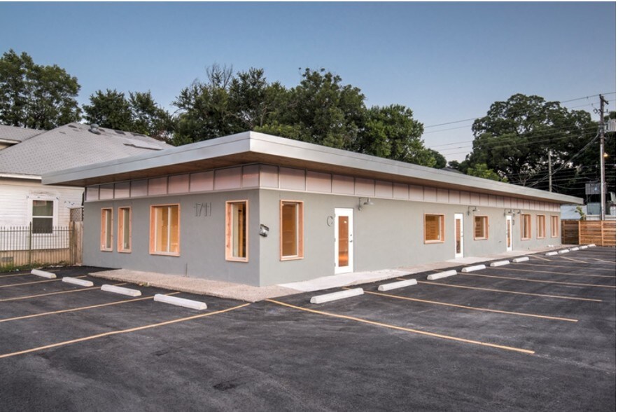 More Photos Of 1711 E Cesar Chavez St, Austin Office For Lease