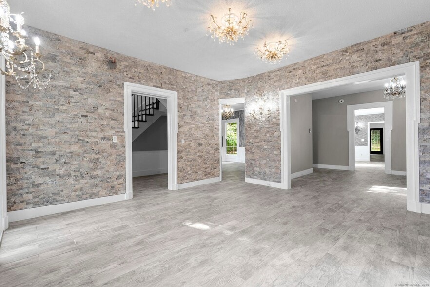 More Photos Of 286 Marlborough St, Portland Storefront Retail Residential For Sale