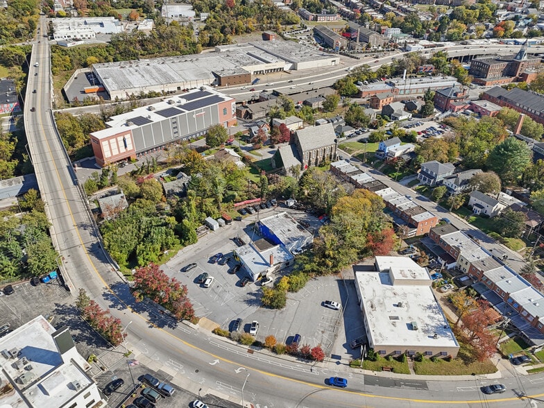 More Photos Of 2001 W 41st St, Baltimore Warehouse For Sale