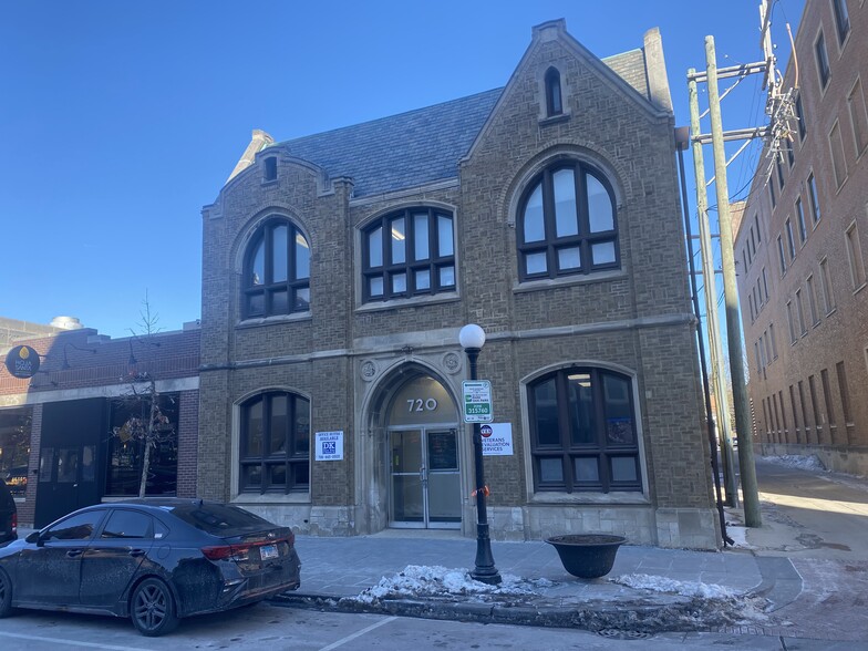 More Photos Of 720 Lake St, Oak Park Medical For Sale