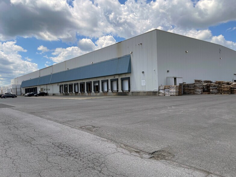 21 Northeastern Industrial Park, Guilderland, NY 12009 Industrial For