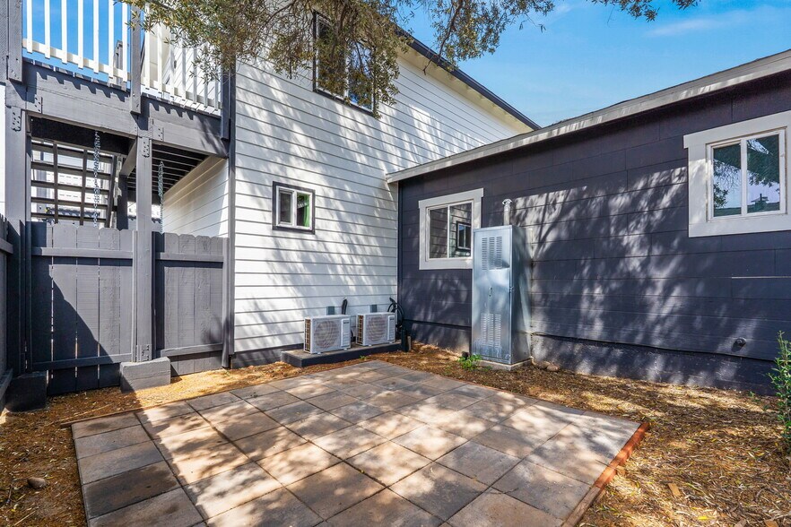 More Photos Of 3546-3552 47th St, San Diego Apartments For Sale