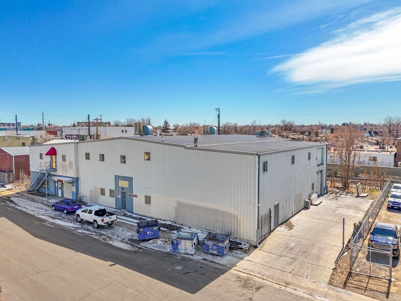 More Photos Of 3300 E 43rd Ave, Denver Manufacturing For Sale