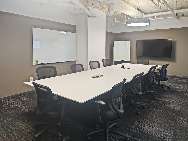 More Photos Of 12110 Sunset Hills Rd, Reston Coworking Space
