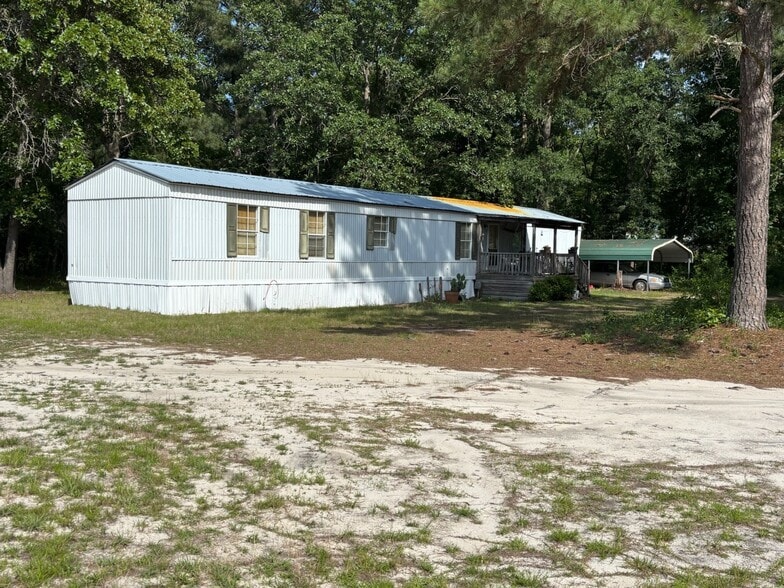 More Photos Of 24 Chase Parker Dr, Linden Multifamily For Sale