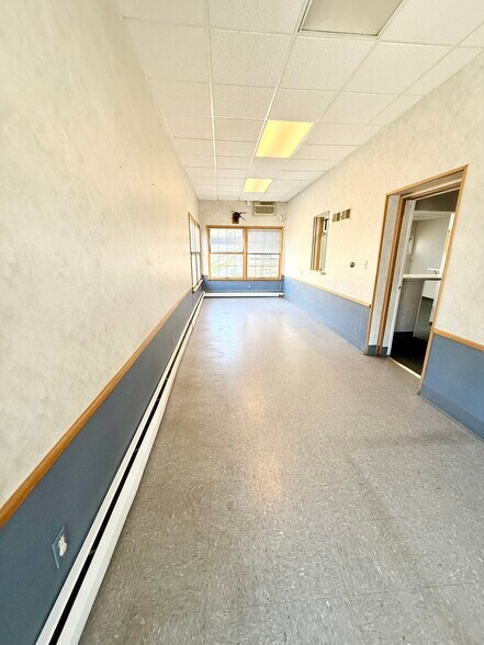 More Photos Of 130 N Detroit St, Bellefontaine Office Residential For Lease