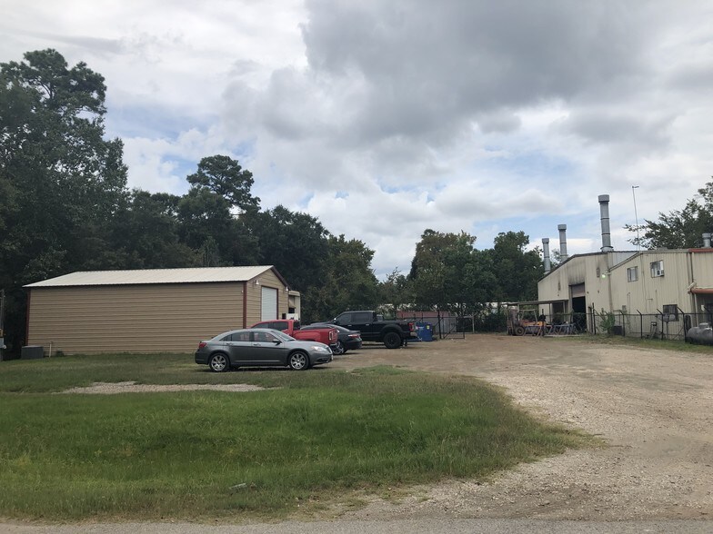 More Photos Of 23095 Yupon St, Porter Warehouse For Sale